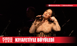 AŞKIN NUR YENGİ ORTA ÇAĞ ESİNTİLİ KIYAFETİYLE BÜYÜLEDİ