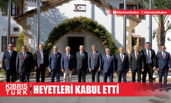 Cumhurbaşkanı Tatar, KKTC ve Türkiye Milli Olimpiyat Komitesi heyetlerini kabul etti