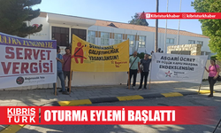 Bağımsızlık Yolu, Meclis önünde oturma eylemi başlattı