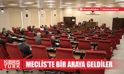 Başbakan ve UBP Genel Başkanı Üstel ile CTP Genel Başkanı Erhürman Meclis'te bir araya geldi