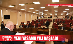 Yeni yasama yılı törensel açılışla başladı