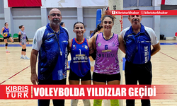 Voleybolda yıldızlar geçidi.