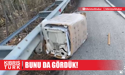 BUNU DA GÖRDÜK YOL İÇERİSİNE KAMYONETTEN BUZDOLABI DÜŞTÜ