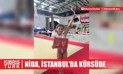 Nida, İstanbul’da kürsüde