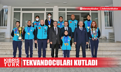 Dışişleri Bakanı Ertuğruloğlu, tekvandocuları kutladı