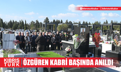 Özgüren kabri başında anıldı