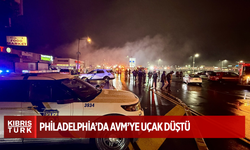 ABD'nin Philadelphia eyaletinde alışveriş merkezi yakınına küçük uçak düştü