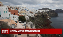 Ege'deki Yunan adası Santorini'de heyelan riski tetiklenebilir