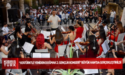 “Atatürk’le Yeniden Doğmak 2. Gençlik Konseri” Büyük Han’da gerçekleştirildi
