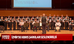 İzmir’de Kıbrıs şarkıları seslendirildi