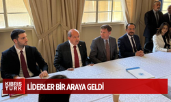 Liderlerin görüşmesi başladı