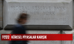 Küresel piyasalar, yatırımcıların "bekle-gör" yaklaşımına girmesiyle karışık seyrediyor