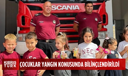 İtfaiyeciler yangınlar konusunda çocukları bilinçlendiriyor