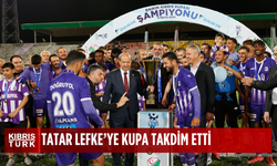 Cumhurbaşkanı Ersin Tatar, Daikin Kıbrıs Kupası'nı Lefke’ye takdim etti