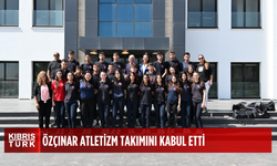 Özçınar, Kurtuluş Lisesi kız ve erkek atletizm takımını kabul etti: “Başarılarınız bizi gururlandırıyor”