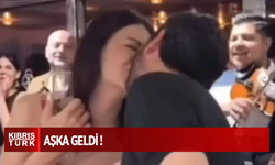 Uzak Şehir'in Cihan Albora'sı Ozan Akbaba kutlamada! Eşini öpmeye doyamadı