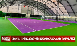 Gönyeli Tenis Kulübü’nün kapalı kortlarında zemin boyama çalışmaları tamamlandı
