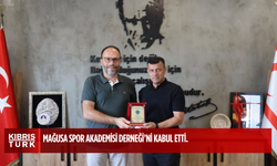 İskele Belediye Başkanı Hasan Sadıkoğlu, Mağusa Spor Akademisi Derneği’ni kabul etti.