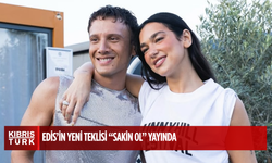 Edis’in Yeni Teklisi “Sakin Ol” Yayında: 2017’de Kendine Verdiği Mesajını Yıllar Sonra Şarkıya Taşıdı!
