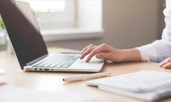 Küresel şirketler on binlerce kişiyi işten çıkarıyor