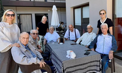 Namık Kemal Lisesi 1955-56 mezunları 70 yıl sonra bir araya geldi