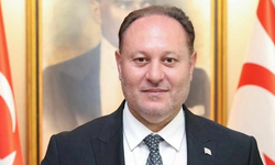 Meclis Başkanı Öztürkleri taşıyan uçak iki kez pistten döndü