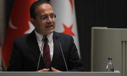 Erkut Şahali: Akaryakıt zammı bütçedeki delikleri kapatmak için yapıldı