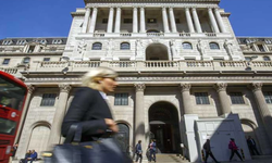 İngiltere Merkez Bankası politika faizinde değişikliğe gitmedi