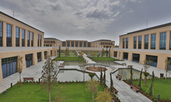 Cumhurbaşkanlığında 17 danışmanın görevine son verildi