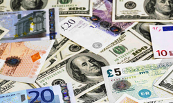 Dolar 42,35, euro 49,30, sterlin 55,75 TL’den işlem görüyor