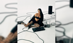 Simge’den Yılın Albümü: “Anlatasım Var”