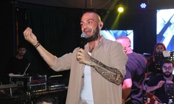 Sahnede Enerji, Salonda Alkış: Yahya Erenköy Misty Bar’ı Salladı