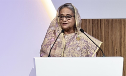 Eski Bangladeş Başbakanı Hasina, gıyabında verilen idam cezasına tepki gösterdi