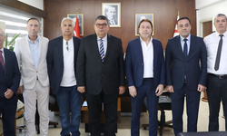 Maliye Bakanı Berova, KKTC Mücevheratçılar ve Kuyumcular Derneği heyetini kabul etti