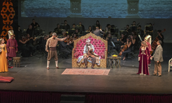 “Saraydan Kız Kaçırma” Operası Antalya Kültür Yolu Festivali’nde sahnelendi