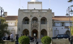 Rum kabinesinde yeni bakanlar görevine başladı