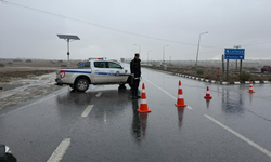 Sel felaketinde görev başındaki kahraman polis ve itfaiye ekipleri