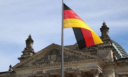 Almanya'da bir camiye saldırı planına ilişkin soruşturma yürütüldüğü ortaya çıktı