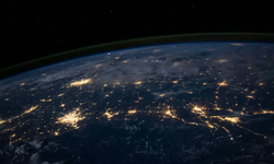 İnsanlık, farkında olmadan Dünya’nın etrafında "kalkan” oluşturdu