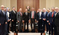 Cumhurbaşkanı Tufan Erhürman, KKTC Sigorta ve Reasürans Şirketler Birliği ve Türkiye Sigorta Birliği'ni kabul etti