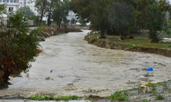 Sağanak sürüyor: Derelerde seviyeler düştü, ekipler teyakkuzda