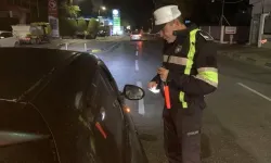 Polisten 5 ilçede eş zamanlı denetim: 22 kişi tutuklandı, bin 378 sürücüye yasal işlem