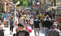 Güney Kıbrıs’ta nüfus 983 bine dayandı