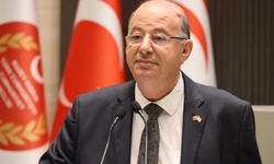 Dinçyürek: Yeni yılın fedakarca görev yapan sağlık çalışanlarımıza ve halkımıza esenlik getirmesini temenni ediyorum