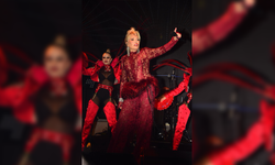 Ajda Pekkan, Chamada Prestige Hotel’de büyüleyici bir geceye imza attı