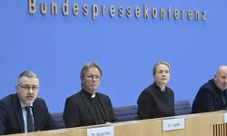 Alman kiliselerinden ortak çağrı: İsrail'e silah ihracatı yapılmamalı