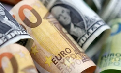Dolar ve Euro’dan yeni rekor