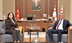 Cumhurbaşkanı Tufan Erhürman, KKTC Londra Temsilcisi, Büyükelçi Aysan Mullahasan’ı kabul etti