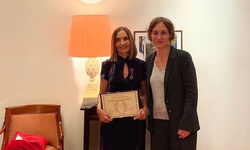 Ferdiye Ersoy’a Fransa devlet nişanı ‘Officier des Palmes Académiques’ takdim edildi