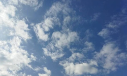 Bugün hava az bulutlu olacak